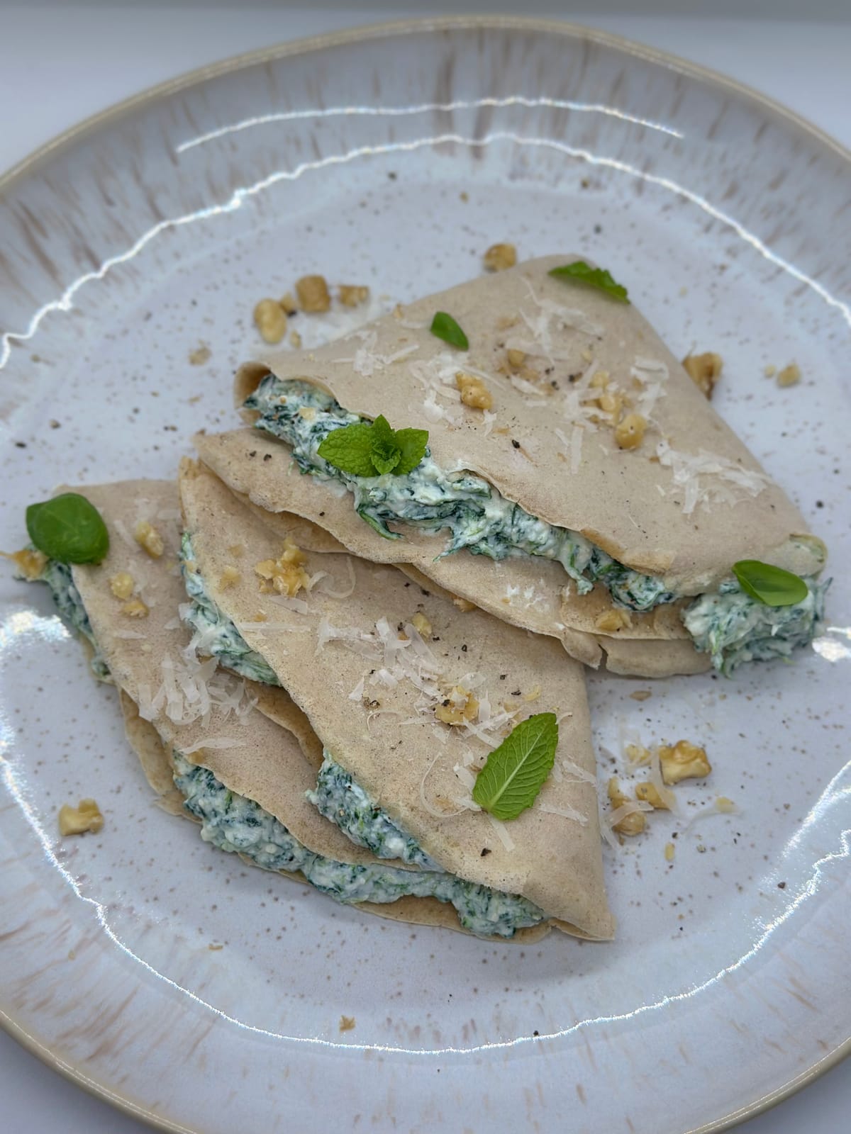Crepes d'avena con Ricotta, Spinaci e Noci