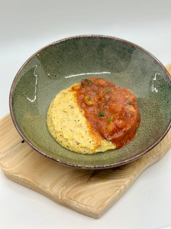 Polenta con Sugo di Funghi